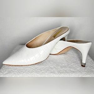 Pre-worn White Louise et Cie Kitten Heel, Sz. 10
